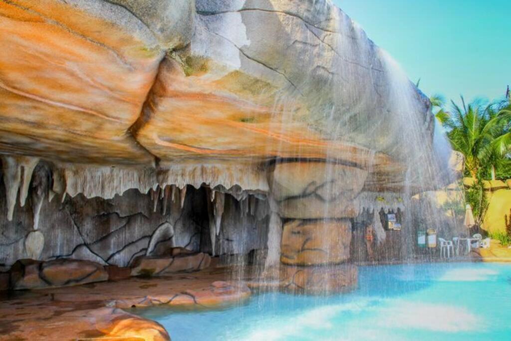 Piazza Diroma Acqua Park, Requinte E Diversao Caldas Novas Buitenkant foto