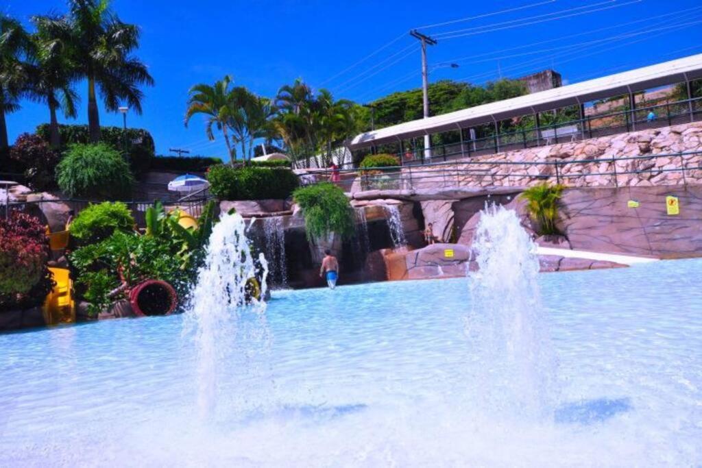 Piazza Diroma Acqua Park, Requinte E Diversao Caldas Novas Buitenkant foto